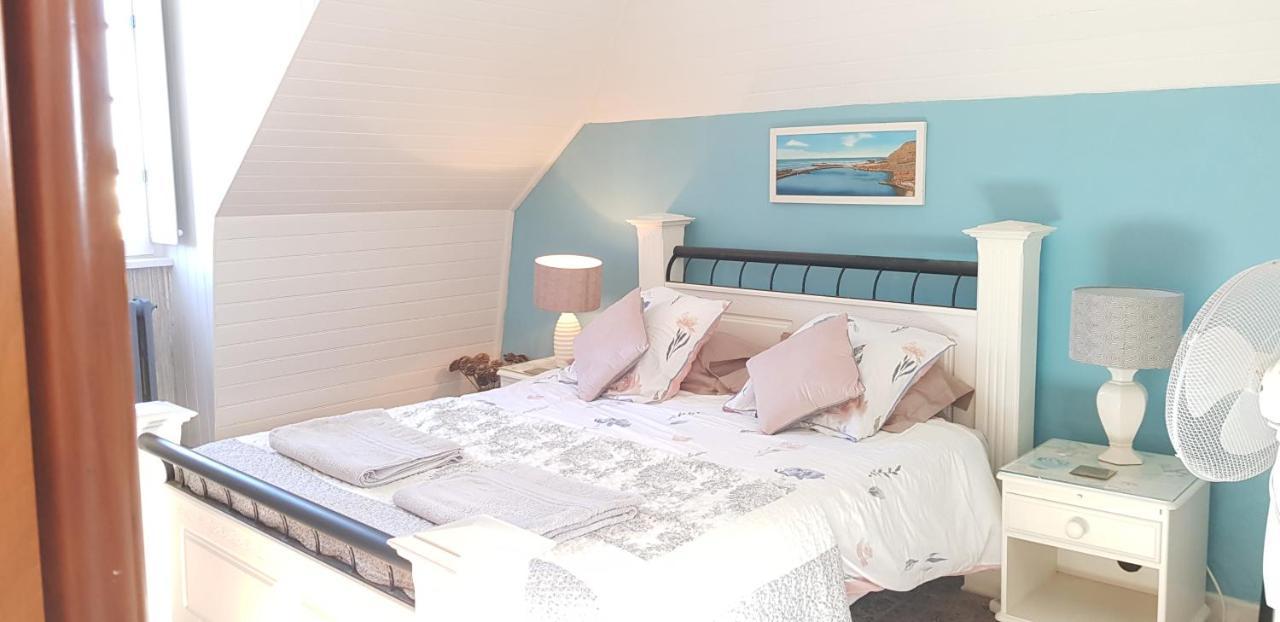 Maison Papillons Plomodiern 외부 사진
