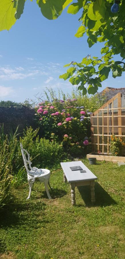 Maison Papillons Plomodiern 외부 사진